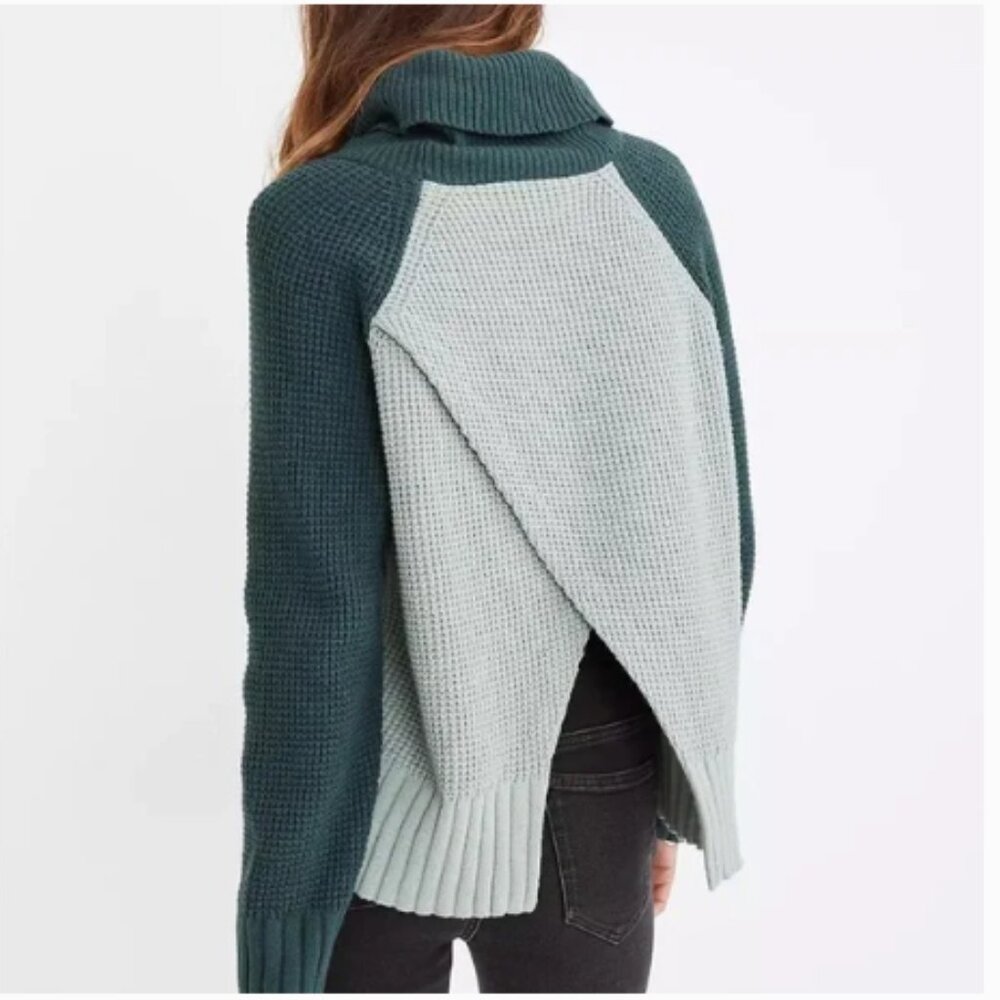 Madewell - Colorblock Eastbrook Turtleneck Cross-Back Sweater | XS: Sage Green - Picture 15 of 15